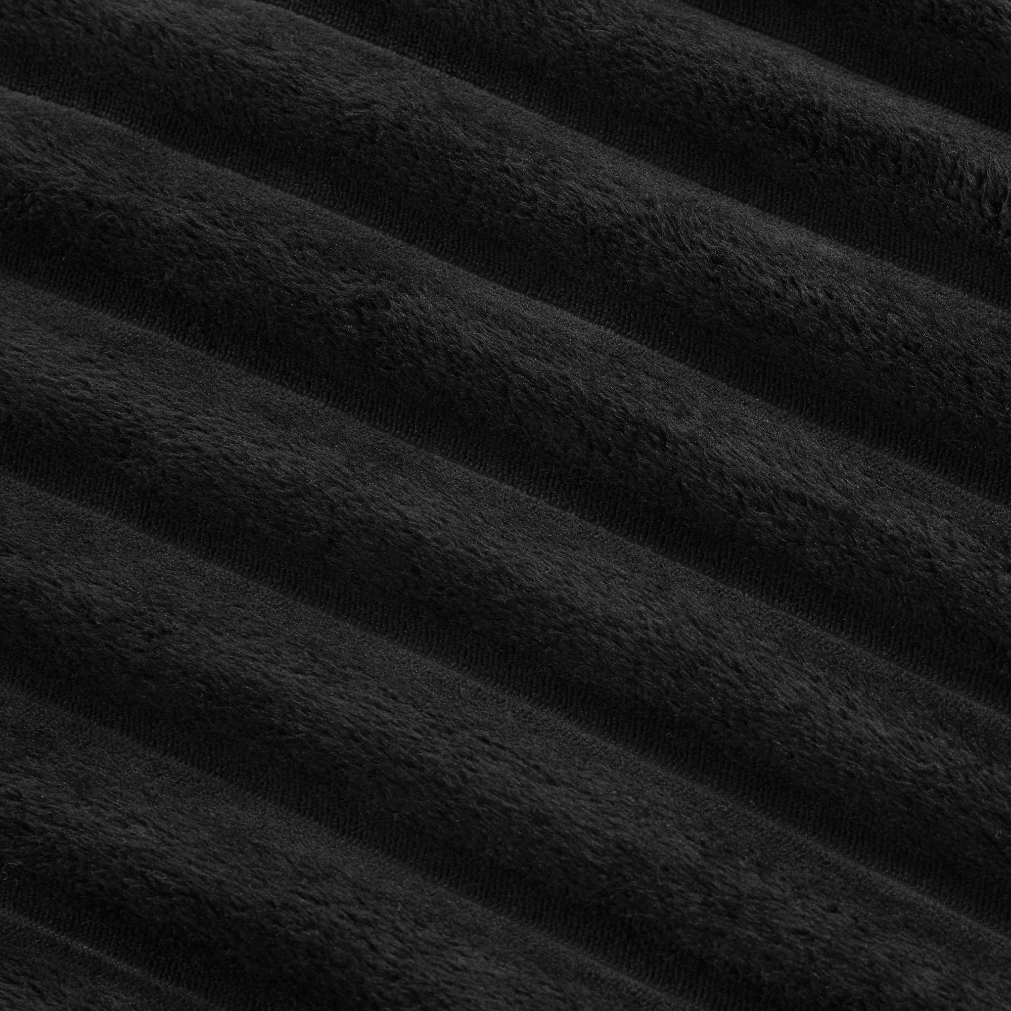 Hypoallergenic Cloud Full/Queen Comforter Set, All-Season, 5-Piece, Black Cozy Plush - Cloud-Like Soft Lightweight Bed Comforter Detail