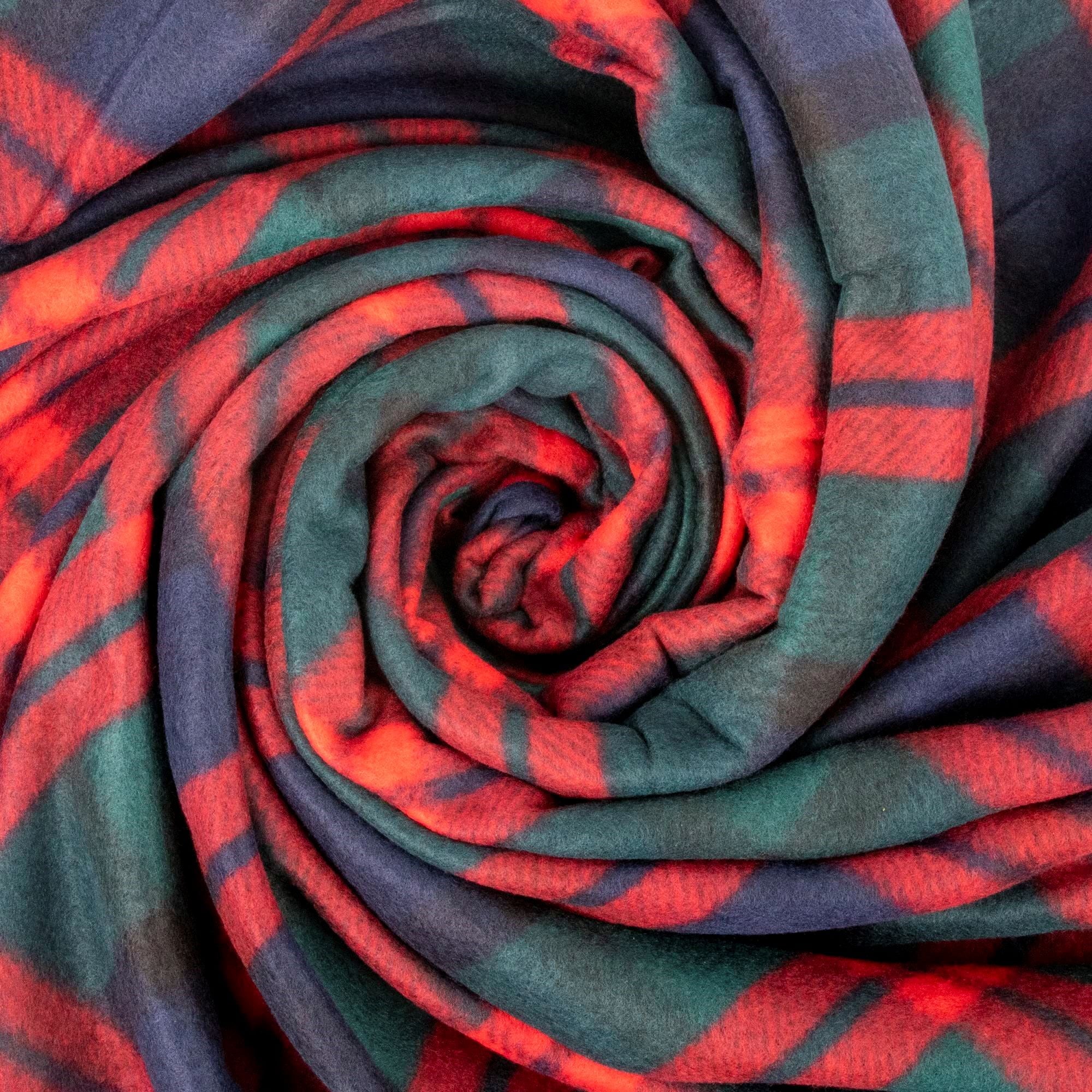 Super Soft Flannel Single Plaid Color 60"L x 50"W Fleece Throw Blanket for Fall, Winter, Spring, Summer, Men, Women, Children & Pets in ... - Super Soft Reversible Sherpa Flannel Blanket Detail