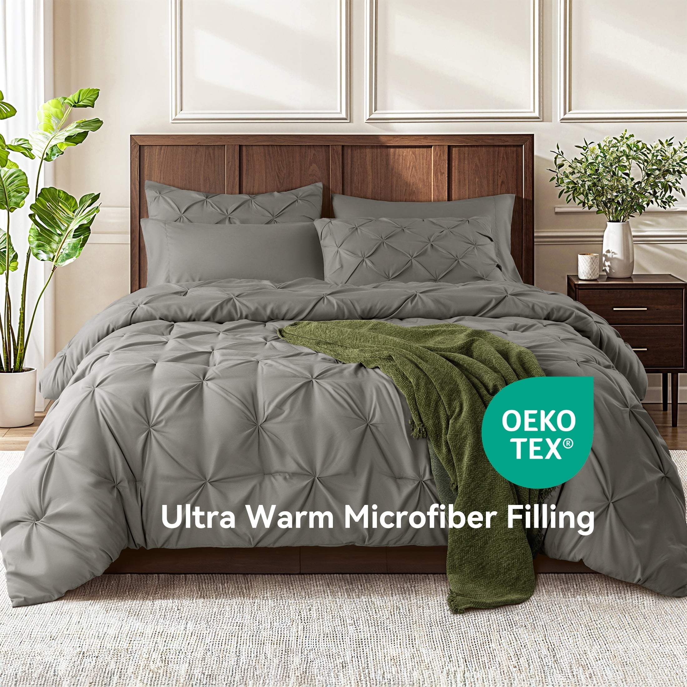 Luxurious Quilted Queen Comforter Set, 7 Pieces Bedding Sets for All Season, Bed in a Bag with Pleated Comforter - Flat Sheet & Fitted ... - Cloud-Like Soft Lightweight Bed Comforter Detail