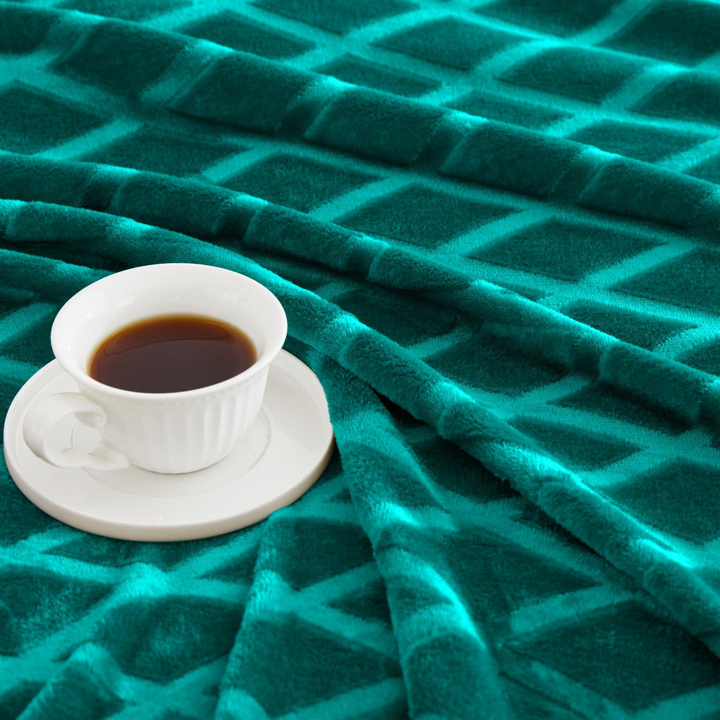 Decorative Knitted Large Soft Throw Blanket for Couch, 50x70 Inches Diamond Geometry Pattern Velvet Fleece Blanket, Cozy, Warm and Light... - Super Soft Reversible Sherpa Flannel Blanket Detail