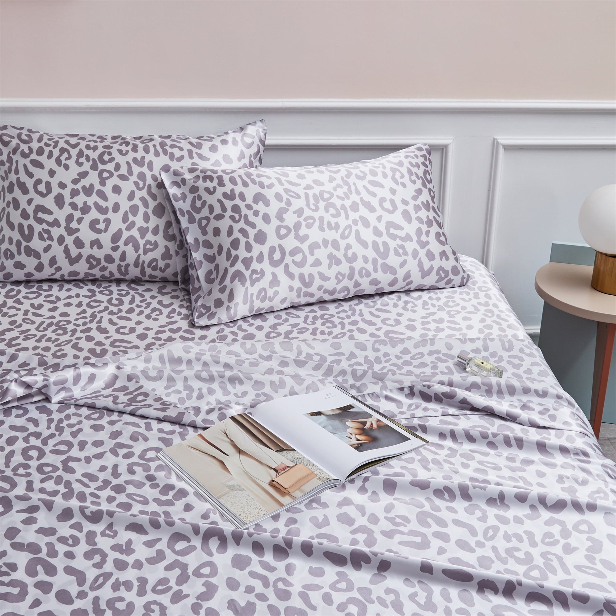 Breathable Luxury Satin Sheets Twin Silk Sheets Silver Leopard Bed Sheet Set Deep Pocket Bed Flat Fitted Sheet, 3-Pieces - Luxury Bed Sheet Set with Deep Pockets Detail