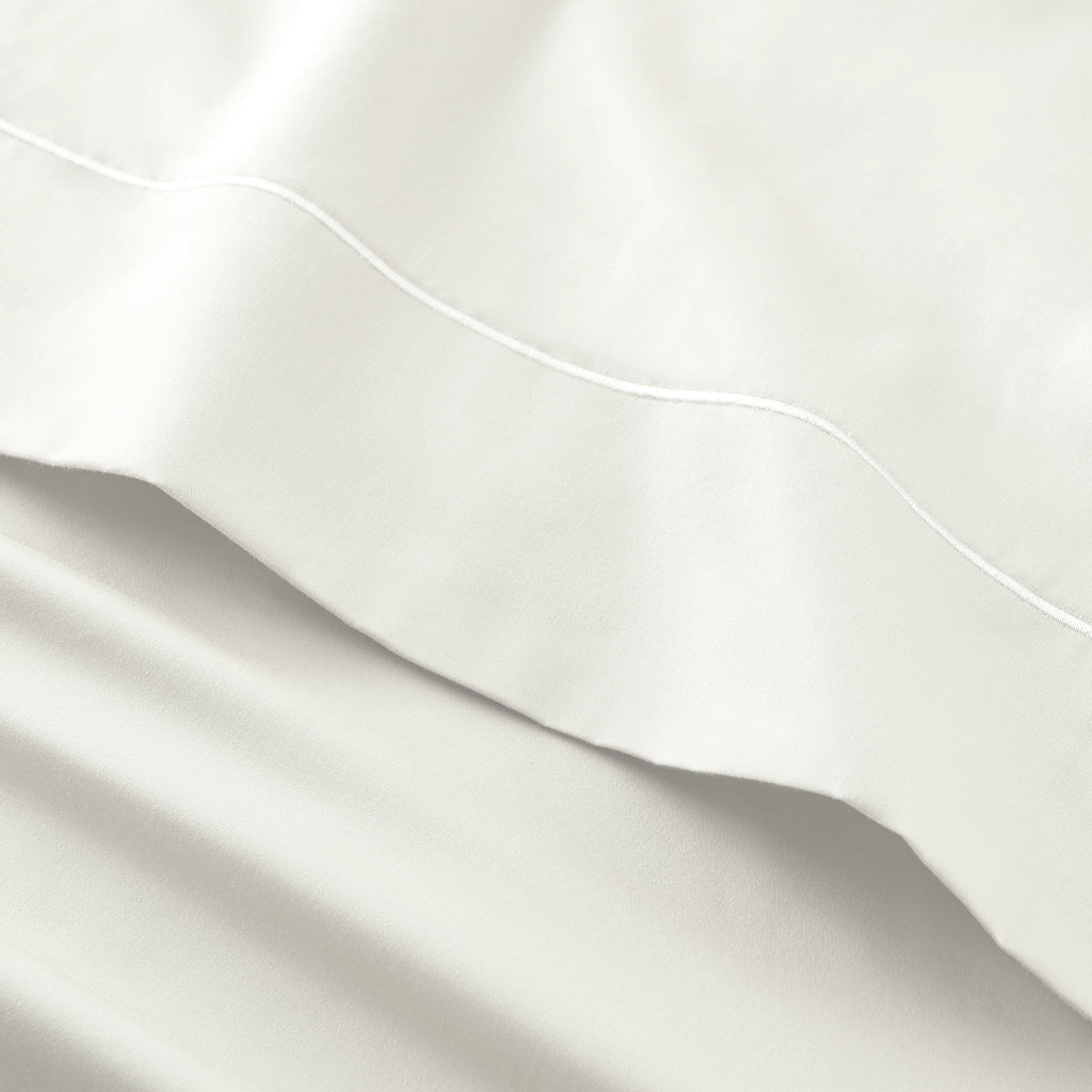 Wrinkle-Resistant 4-Piece 400 Thread Count Vanilla Dream Performance Bed Sheet Set, King - Breathable Egyptian Cotton Flat & Fitted Sheets Detail