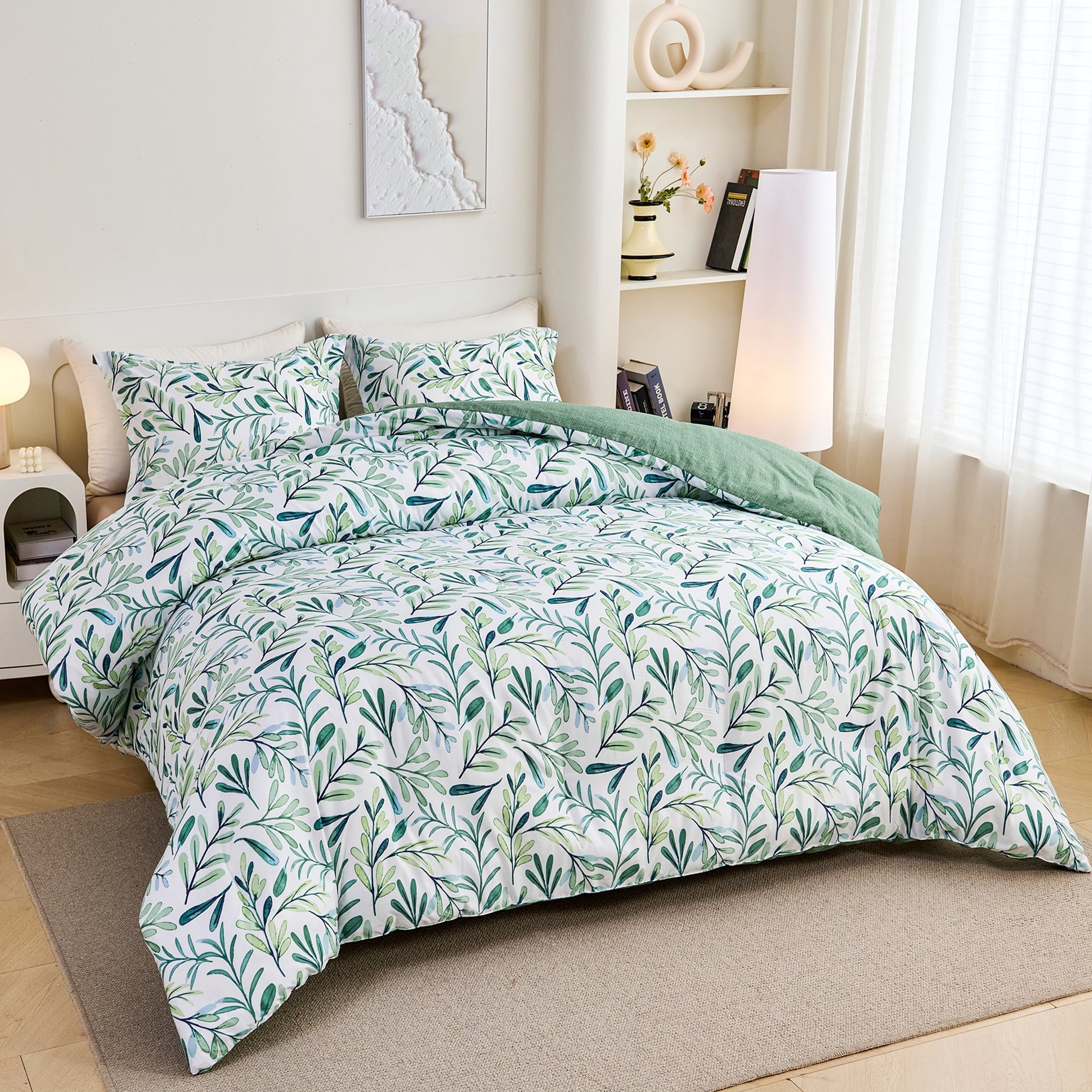 All-Season 3-Piece Floral Comforter Set King Size, Green and White Botanical, Soft Microfiber All-Season Bedding for Adults & Teens - Hypoallergenic Ultra-Fluffy Quilt for Winter Detail