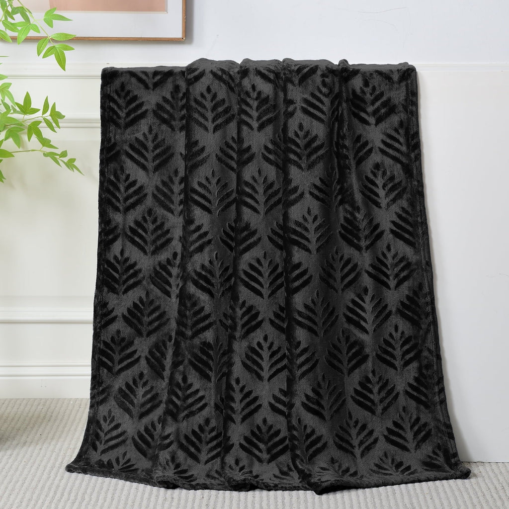 Reversible Sherpa Fleece Throw Blanket for Couch, Leaves Pattern Super Soft and Cozy Blankets, Plush Fuzzy Lightweight, Black, 50"x60" - Lightweight Plush Warm Blanket for All Seasons Detail