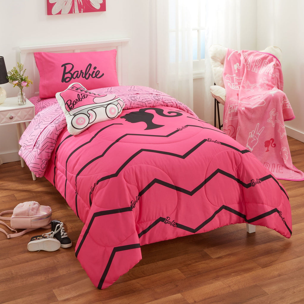 Fluffy Down Alternative Kids 2 Piece Pink Black Chevron Reversible Comforter and Pillowcase set, Twin/full - All-Season Down Alternative Comforter Insert Detail