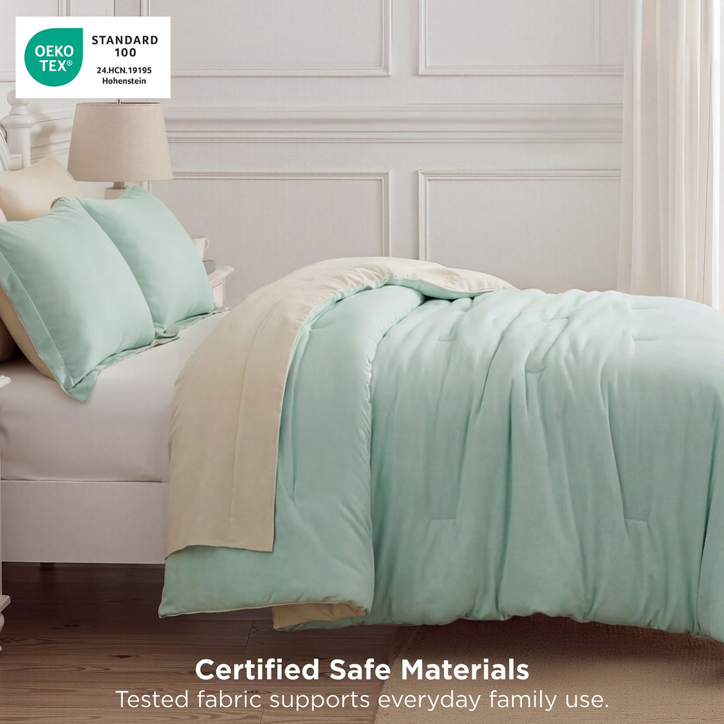 Hypoallergenic Cloud Queen Comforter Set Sage Green, 7 Pieces Lightweight Queen Bedding Sets, Contrasting Design - All-Season Down Alternative Comforter Insert Detail