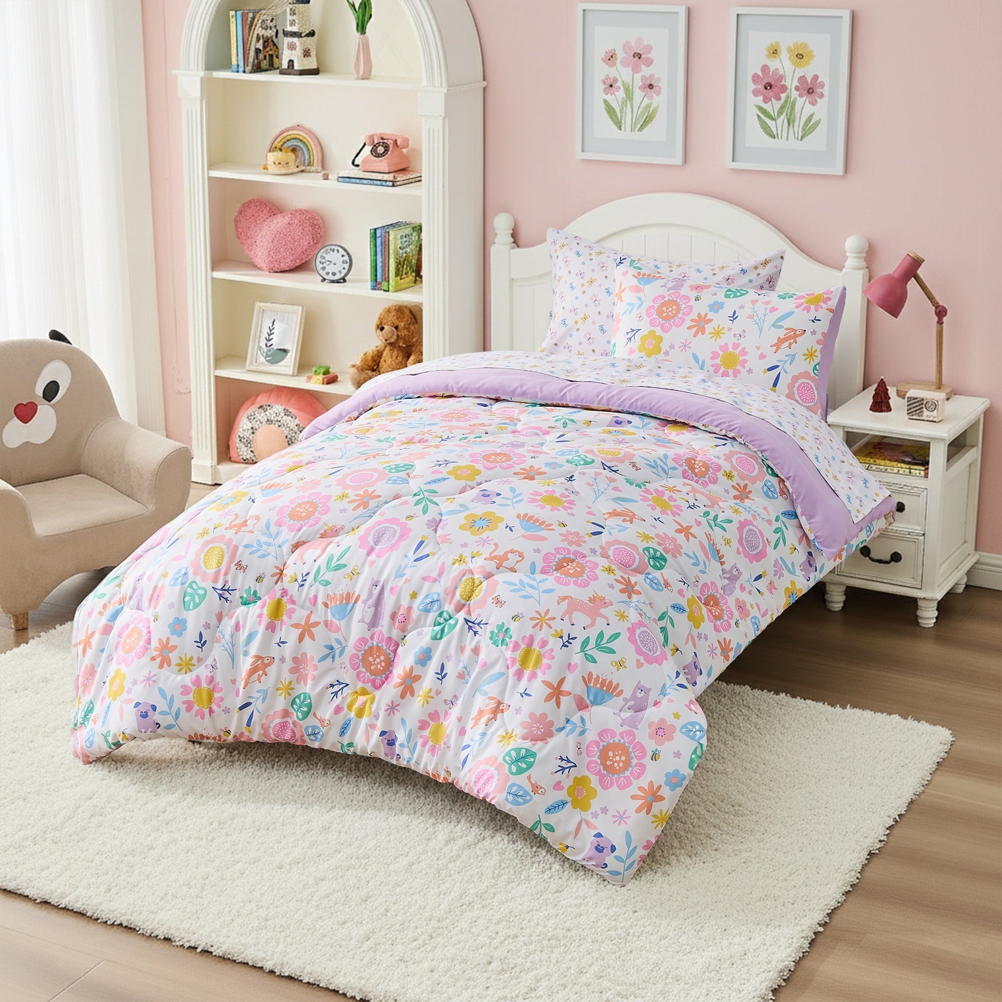 Luxurious Quilted Floral Comforter Set, Soft Microfiber Flower Bedding Set, 5 Pieces with Comforter, Sheets and Pillowcases, Twin - Hypoallergenic Ultra-Fluffy Quilt for Winter Detail
