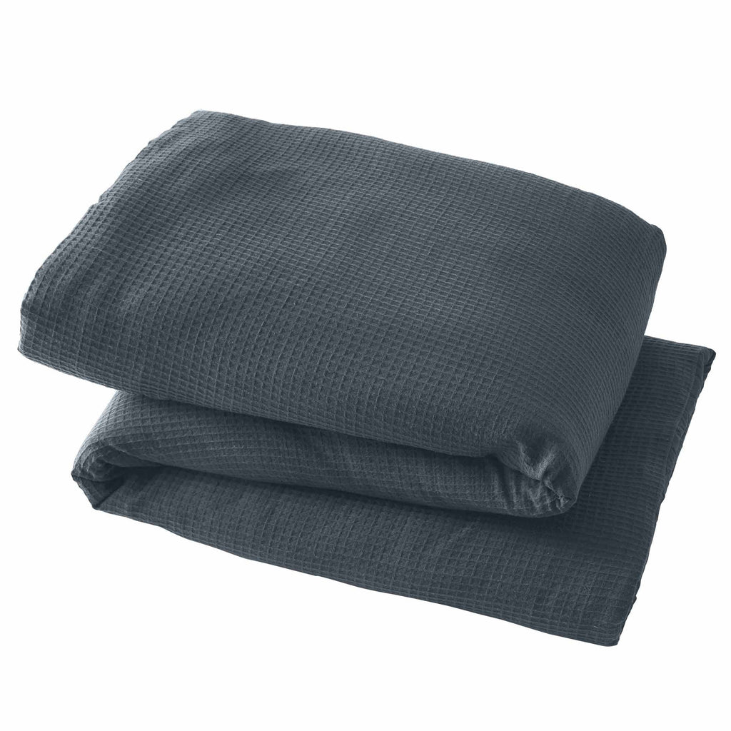 All-Season 3-Piece Grey Waffle Comforter Set, Adult Full/Queen - All-Season Down Alternative Comforter Insert Detail