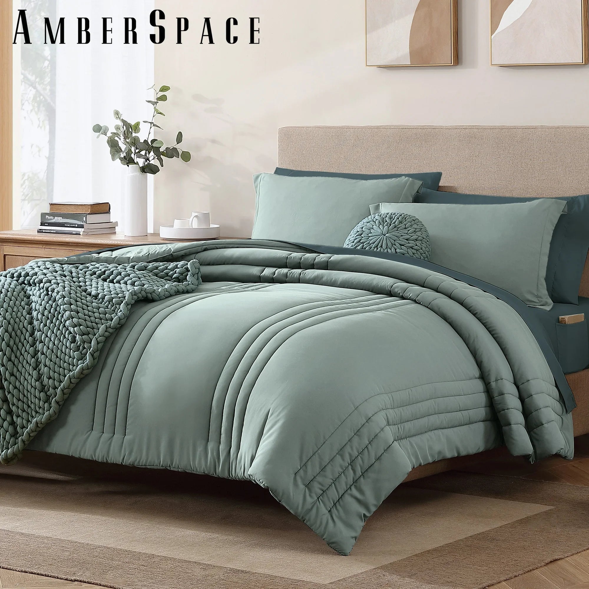 Hypoallergenic Cloud 7-piece Bed in a Bag Comforter Set with Sheets,Sage Green,Full - All-Season Down Alternative Comforter Insert Detail