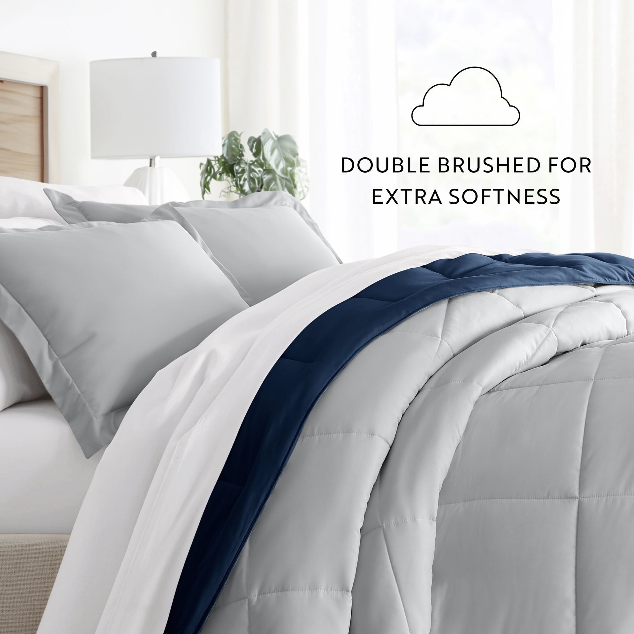 Luxurious Quilted 2-Piece Navy & Gray Reversible Down Alternative Comforter Set, Twin/Twin XL - Luxurious Quilted Duvet Cover Set Detail