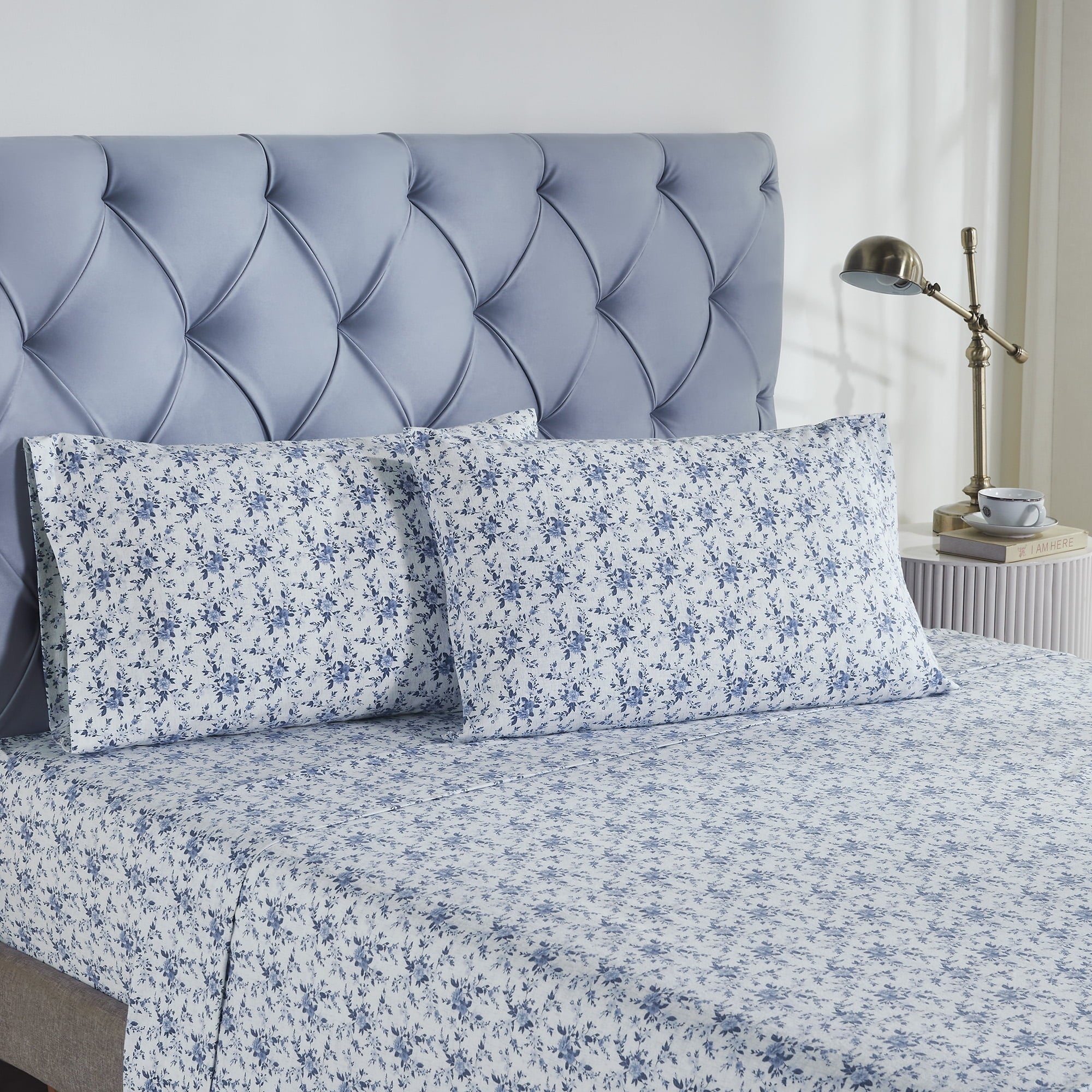 Ultra-Soft 3-Piece Brittany Printed Cotton Flannel Adult Bed Sheet Set, Twin - Premium Ultra-Soft Pillowcase Pair for Sleeping Detail