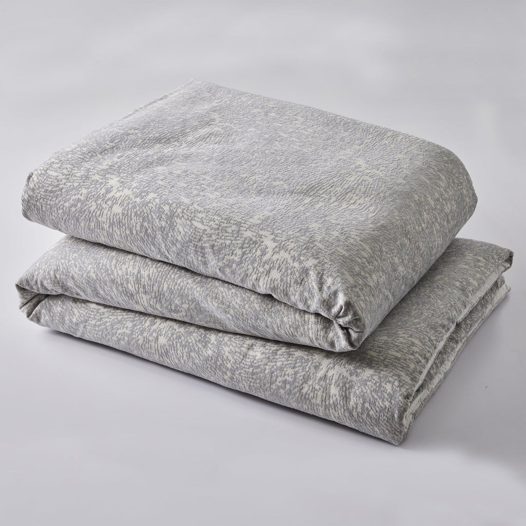 Hypoallergenic Cloud Better Homes & Garden Grey Chenille 3-Piece Comforter Set, Full/Queen, All Ages - Cloud-Like Soft Lightweight Bed Comforter Detail