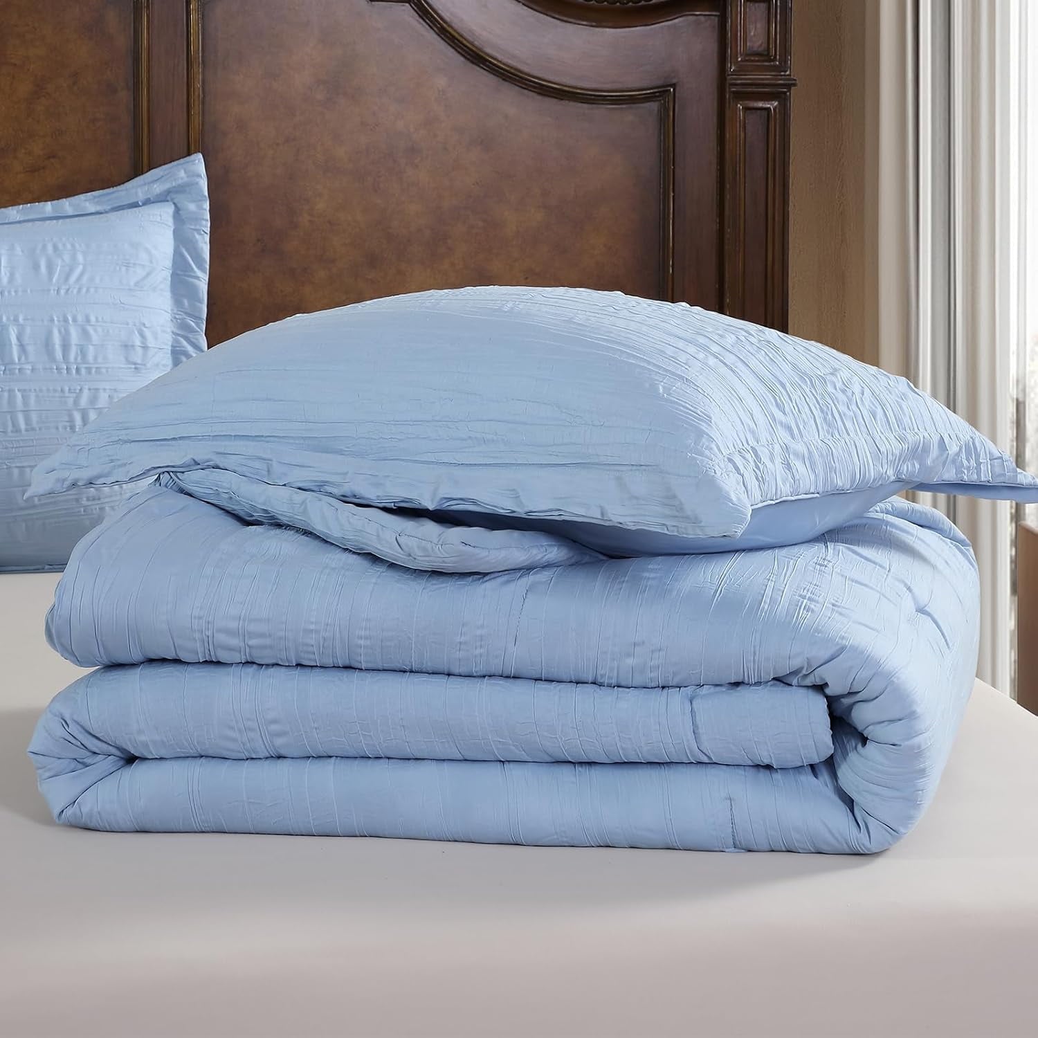 Heavyweight Warmth Queen Comforter Set Chambray Blue, 3 Pieces Comforter Set, All Season Lightweight Soft Embossed Bedding (86" x 88" Co... - Cloud-Like Soft Lightweight Bed Comforter Detail