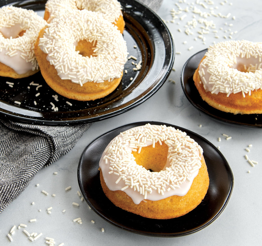 Time-Saving 6 Cavity Nonstick Steel Donut Pan - Innovative Kitchen Helper for Modern Cooking Detail
