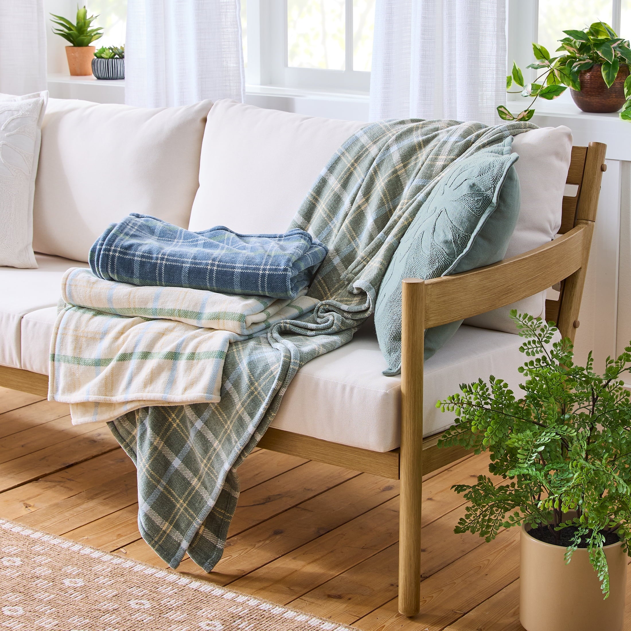Lightweight Warm Woven Chenille Plaid Throw Blanket, Green River , 50x72 Inches - Luxury Knitted Decorative Throw Blanket with Fringes Detail