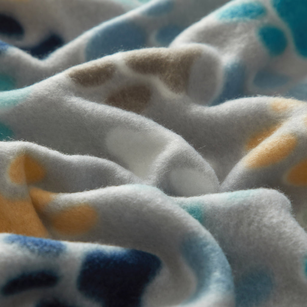 Cozy Fleece (9 pack) Cozy Fleece Throw Blanket, Gray Paw 50" x 60", All Ages - Cozy Fleece Throw Blanket for Couch & Bed Detail