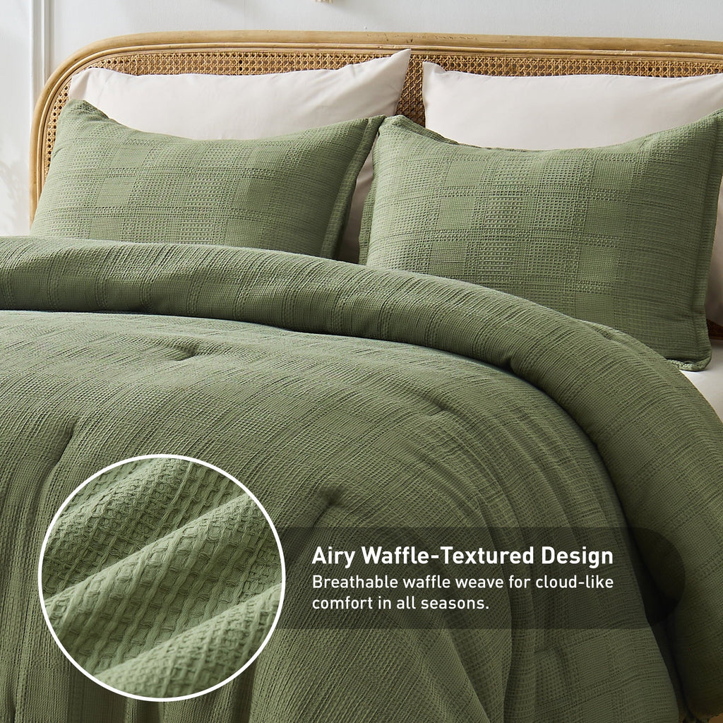 Hypoallergenic Cloud Waffle Weave Comforter Set with Throw Blanket for Couch, 5-Piece King/Cal King Size Lightweight Comforter Bet Set for... - Cloud-Like Soft Lightweight Bed Comforter Detail