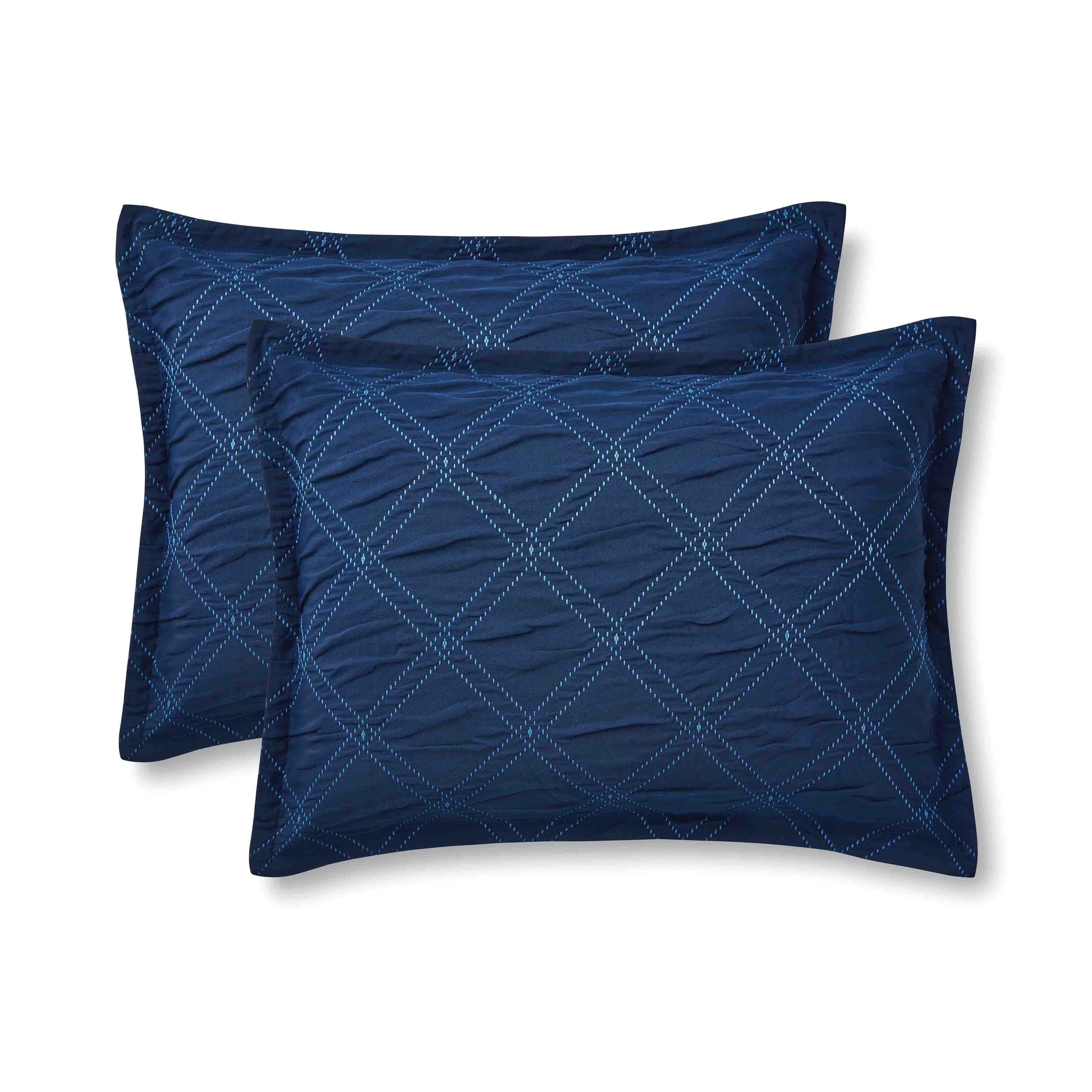 Fluffy Down Alternative 5-Piece Reversible Comforter Set Navy Cross Stitch Bedding with Decor Pillow and Throw, Full/Queen - Luxurious Quilted Duvet Cover Set Detail