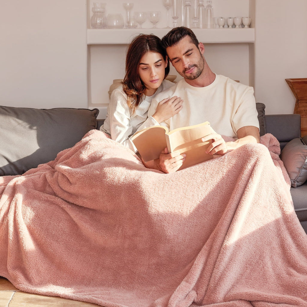 Reversible Sherpa Soft Fleece Throw Blanket for Couch, Super Soft Velvet Plush Bed Blanket, 50x60 Inches, Pink - Lightweight Plush Warm Blanket for All Seasons Detail