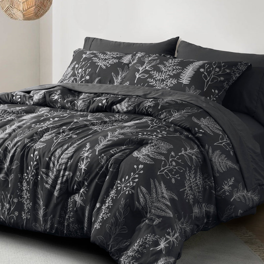 Heavyweight Warmth 3 Pieces Printed Comforter Set Queen Size, Lightweight Botanical Floral Bed in a Bag, Ultra Soft Bedding Set with 1 R... - Luxurious Quilted Duvet Cover Set Detail