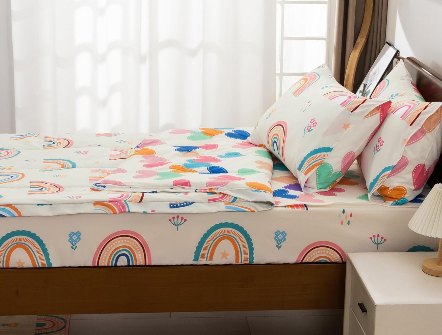All-Season 3-Piece Kids Comforter Set Twin Zipper Bedding for Girls, Rainbow Comforter with Flower Pattern (Beige) - Luxurious Quilted Duvet Cover Set Detail