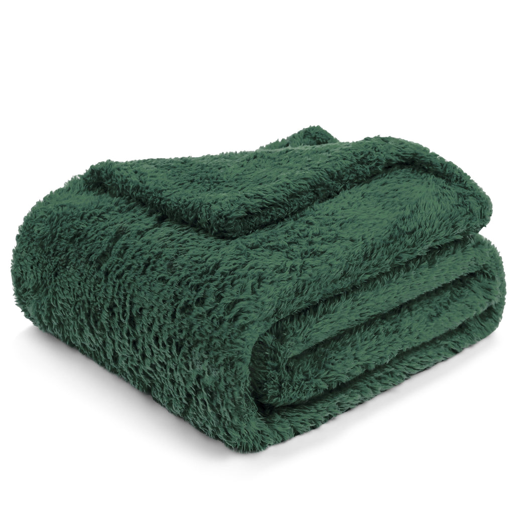 Super Soft Flannel Sherpa Throw Blanket For Couch Sofa, Emerald Green Fluffy Warm Plush Blanket for Bed, Cozy Super Soft Lightweight Thr... - Super Soft Reversible Sherpa Flannel Blanket Detail