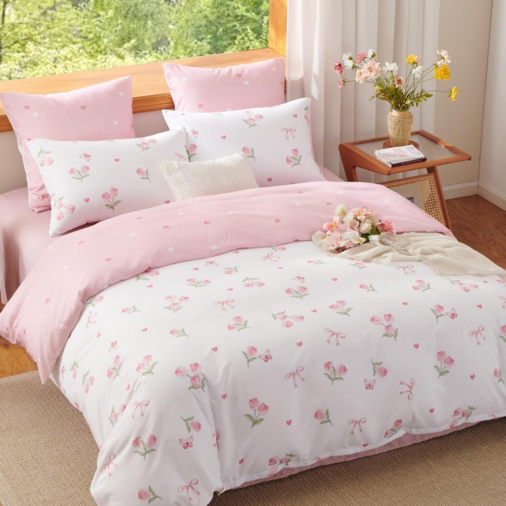 Heavyweight Warmth Pink Tulip Queen Comforter Set, 3-Piece Pink Flowers Reversible Soft Bedding Set or Adults All Season - Cloud-Like Soft Lightweight Bed Comforter Detail