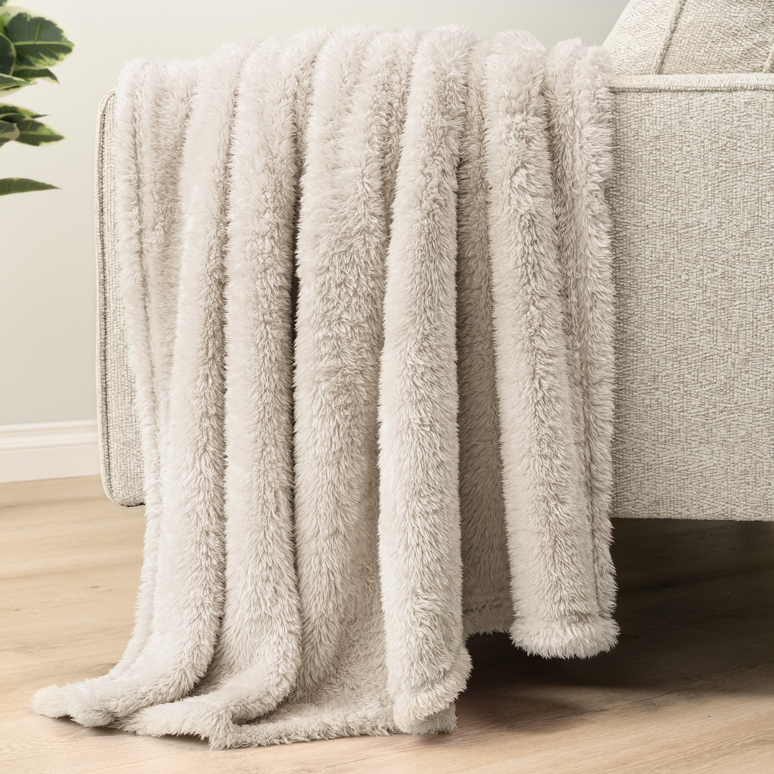 Super Soft Flannel Sherpa Throw Blanket For Couch Sofa, Cream Beige Fluffy Warm Plush Blanket for Bed, Cozy Super Soft Lightweight Throw... - Lightweight Plush Warm Blanket for All Seasons Detail