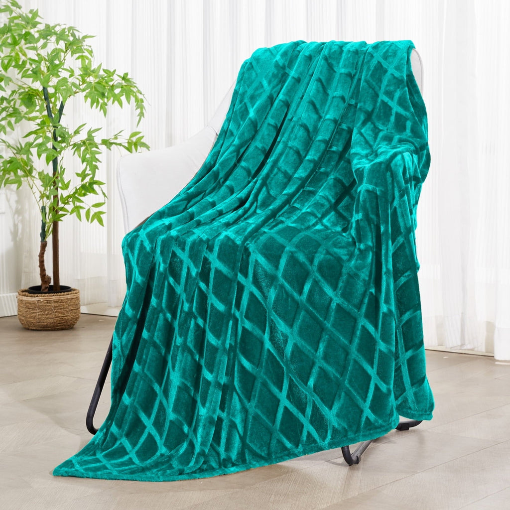 Decorative Knitted Large Soft Throw Blanket for Couch, 50x70 Inches Diamond Geometry Pattern Velvet Fleece Blanket, Cozy, Warm and Light... - Super Soft Reversible Sherpa Flannel Blanket - Default Title