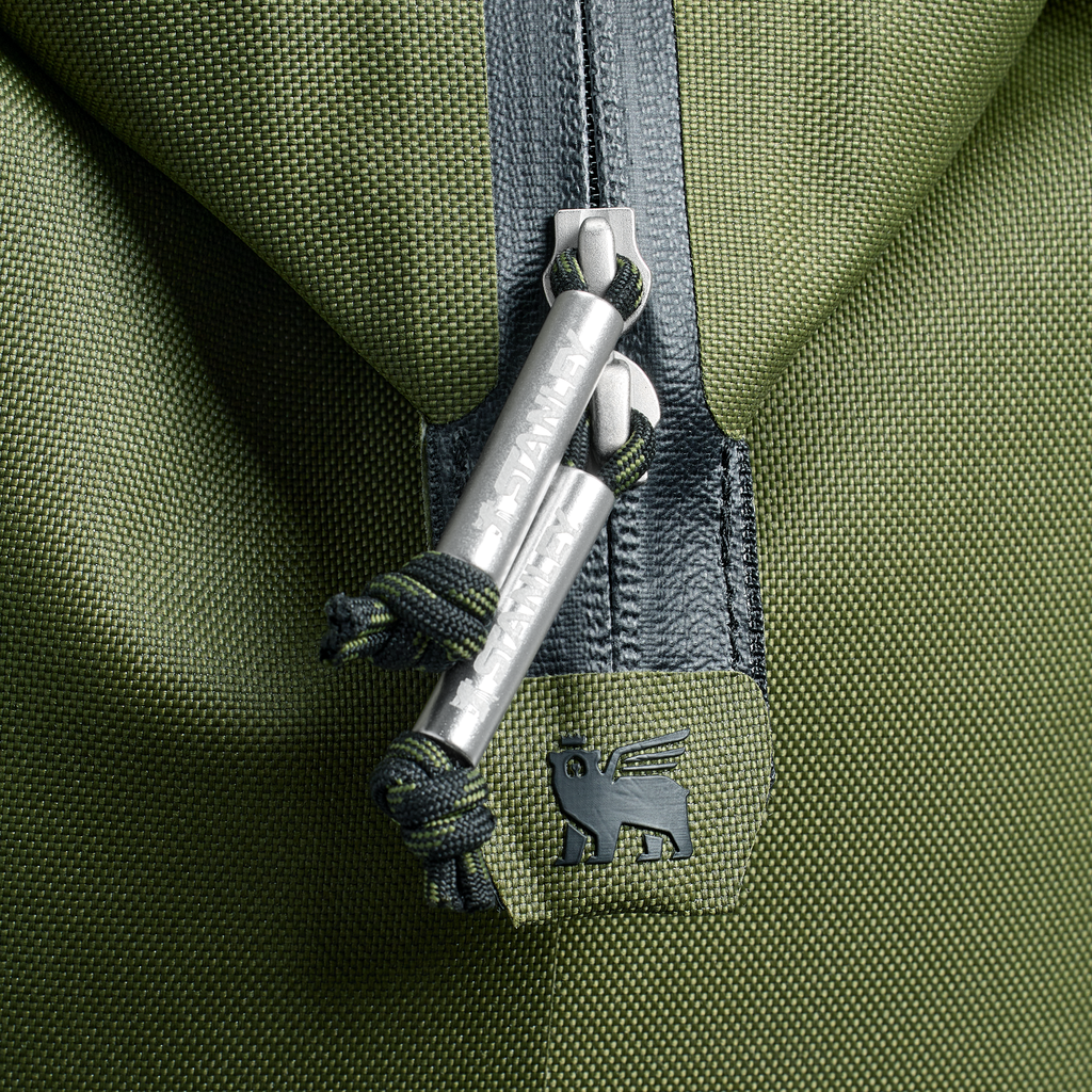 Portable Mini The All Day Julienne Mini Cooler D052R - Compact All-Weather Soft-Sided Cooler Backpack Detail