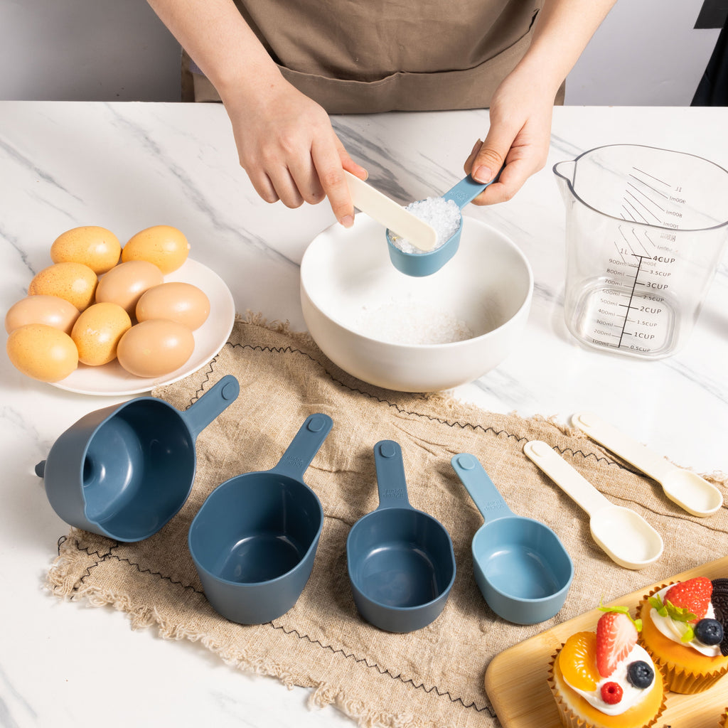 Multi-Functional 9-Piece Stackable Measuring Set Kitchen Tools for Cooking, 7.48" L, Blue - Premium Stainless Steel Garlic Presser & Peeler Detail