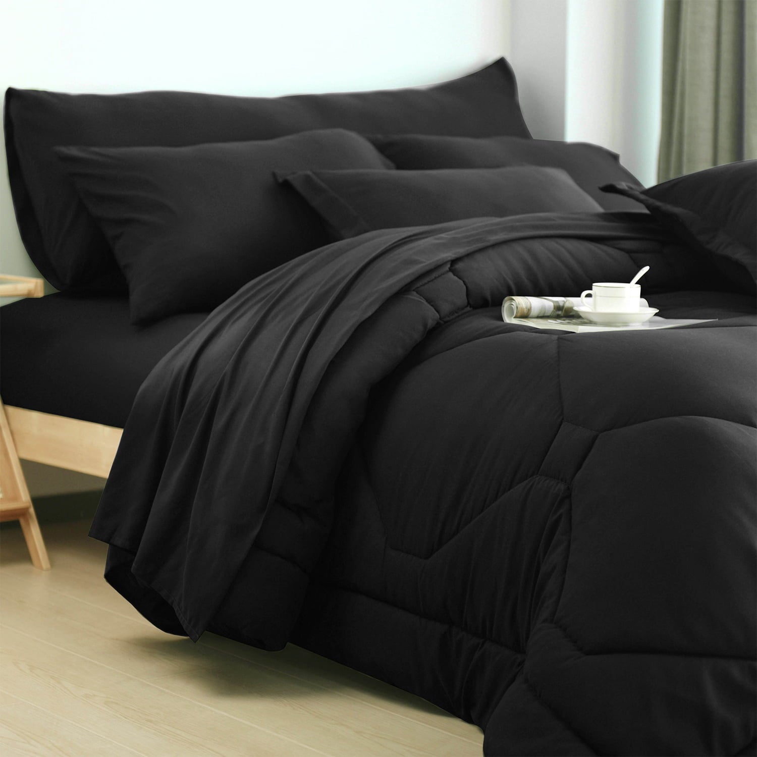 Hypoallergenic Cloud 8 PCS Modern Comforter Set with Sheets All Season Bed in a Bag, Black, Queen Size - Hypoallergenic Ultra-Fluffy Quilt for Winter Detail