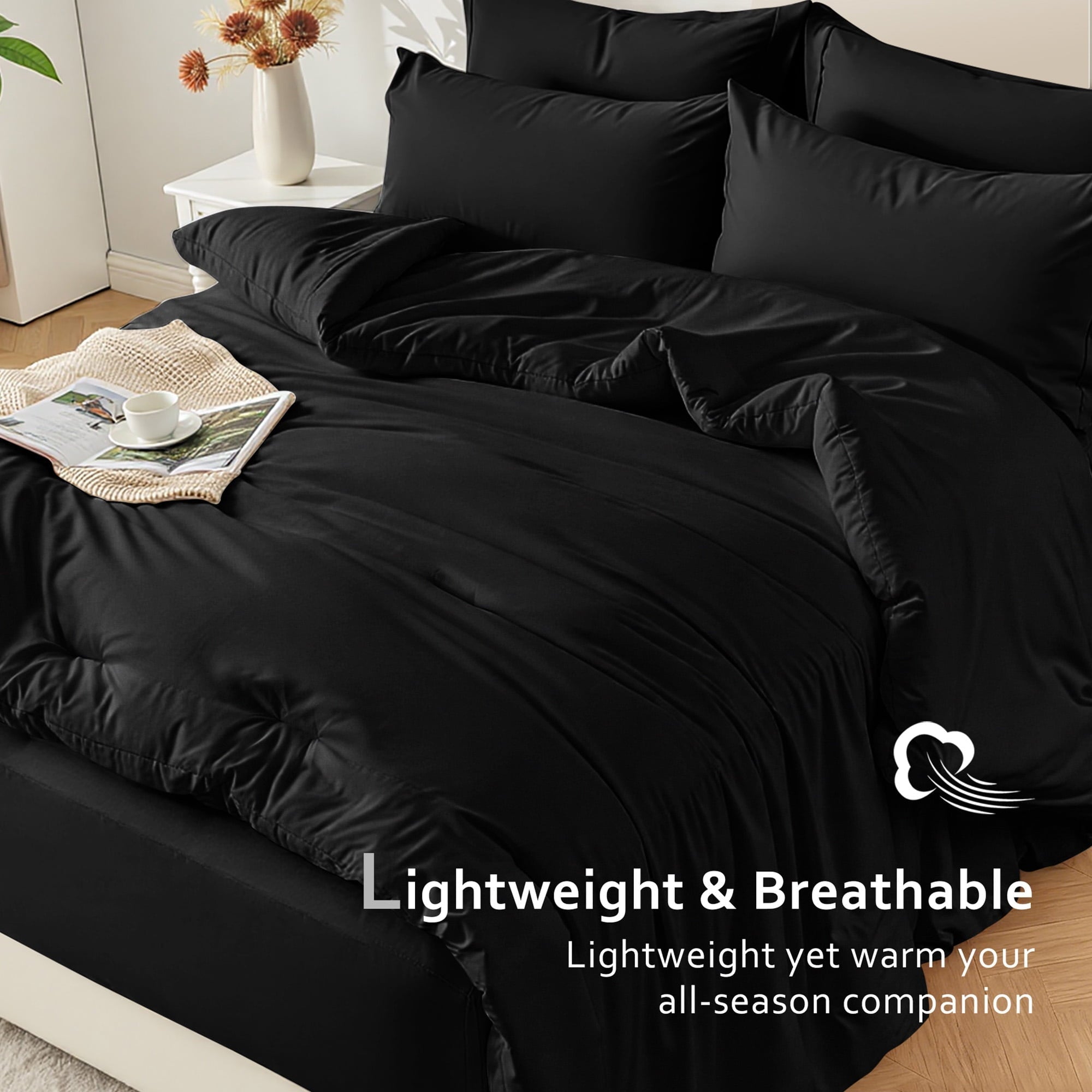 All-Season 5-Piece Bed in Bag - Twin Size Comforter Sets, Pillowcases & Sheet Collection for Cozy Bedding Sets Black - Cloud-Like Soft Lightweight Bed Comforter Detail
