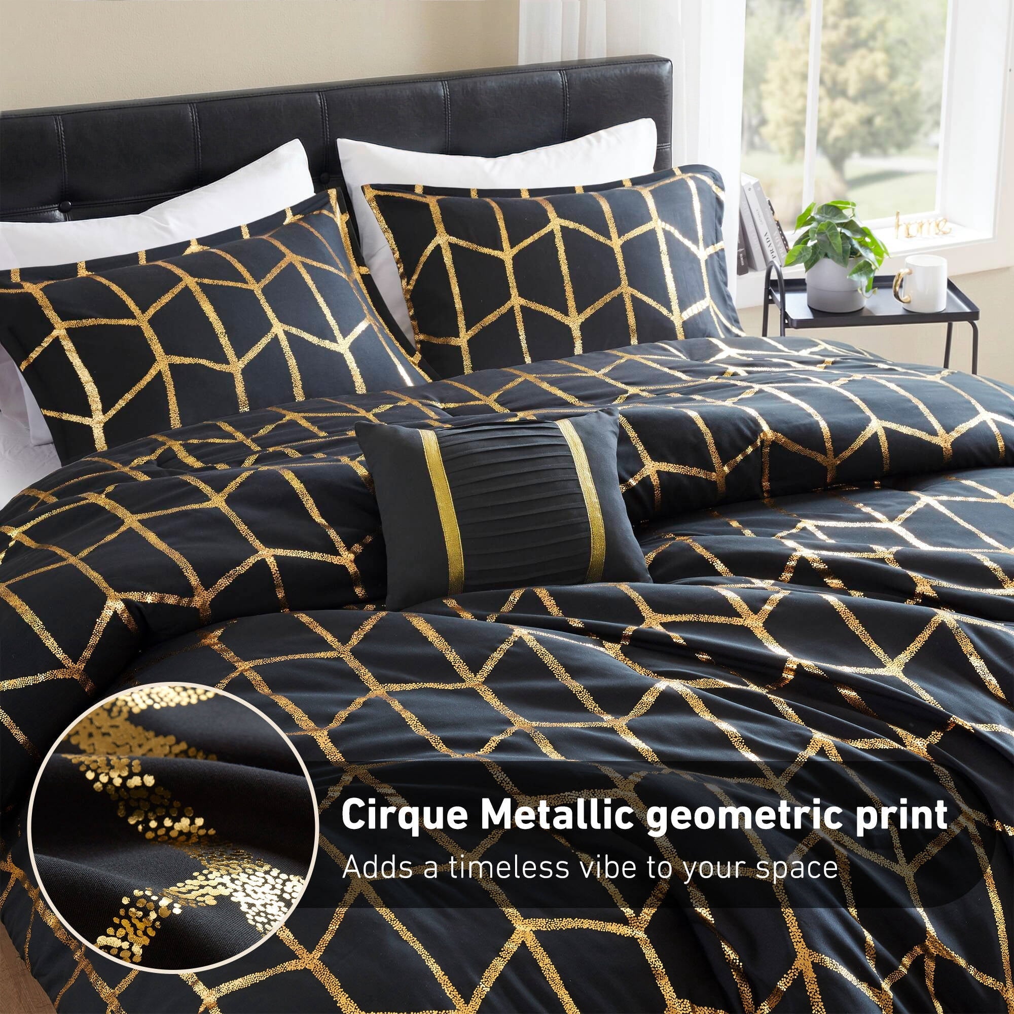 Hypoallergenic Cloud Full/Queen Size Comforter Set, 4-Piece Bedding Set for All Seasons, Geometric Metallic Comforter Bed Set with Decor P... - Luxurious Quilted Duvet Cover Set Detail