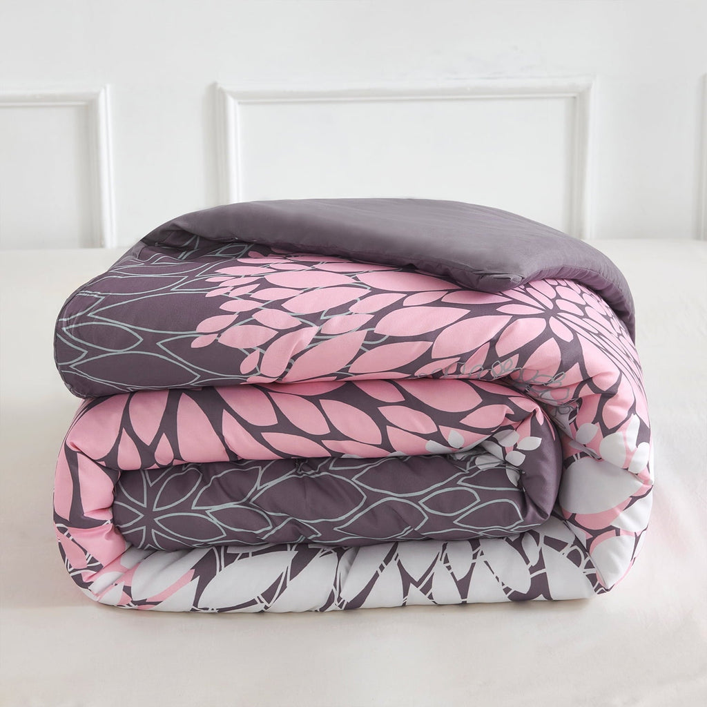 Hypoallergenic Cloud 2 Pieces Pink Floral Comforter Set Twin Size, Botanical Bedding Sets with Cute Flowers Printing for Teen Girls - Luxurious Quilted Duvet Cover Set Detail