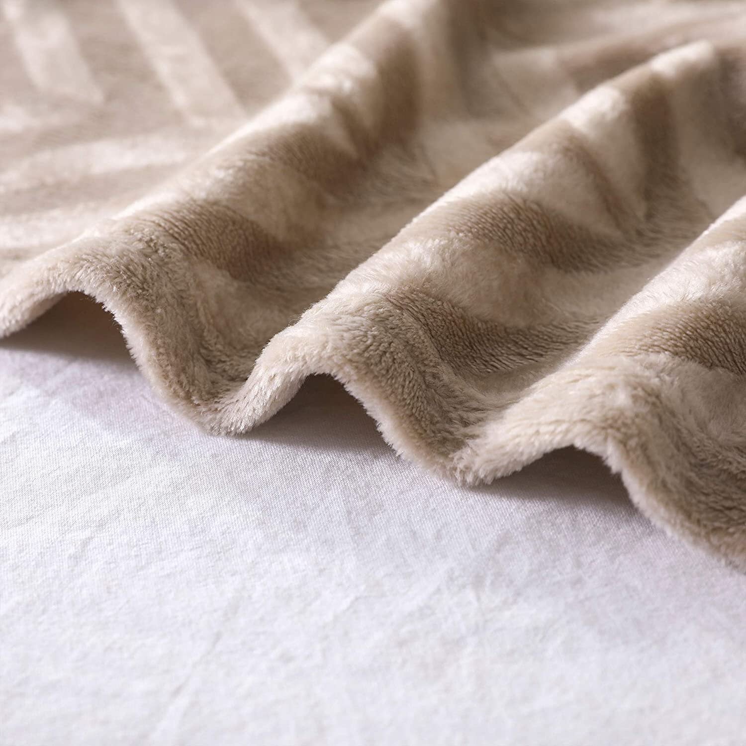 Decorative Knitted Soft Flannel Fleece Lightweight 50"x60" Throw Blanket, Brushed Chevron Design Fluffy Plush Cozy Blanket for All Seaso... - Lightweight Plush Warm Blanket for All Seasons Detail