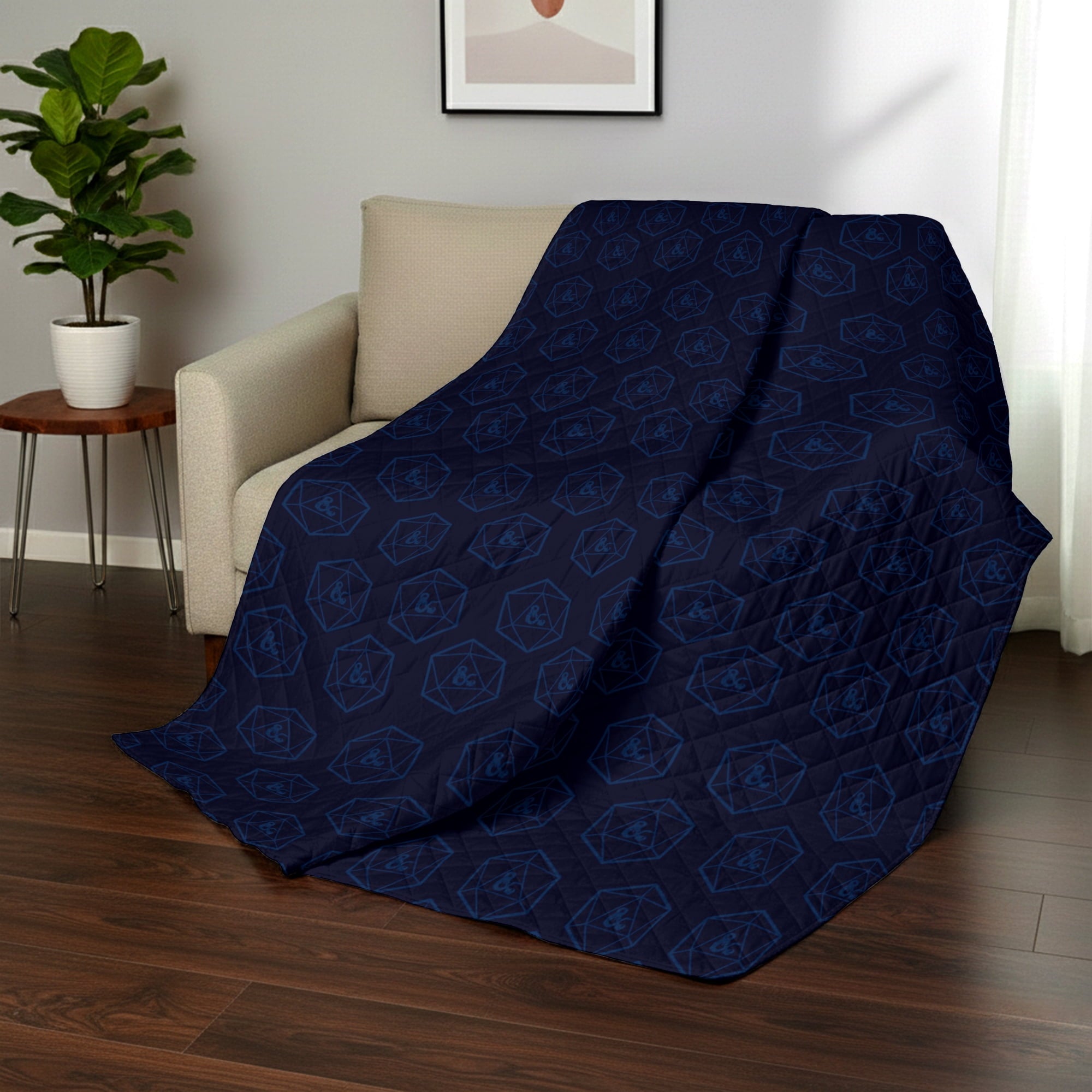 Reversible Sherpa Quilted Throw Blanket 60x80 inches, Kids Character Bedding - Cozy Fleece Throw Blanket for Couch & Bed Detail