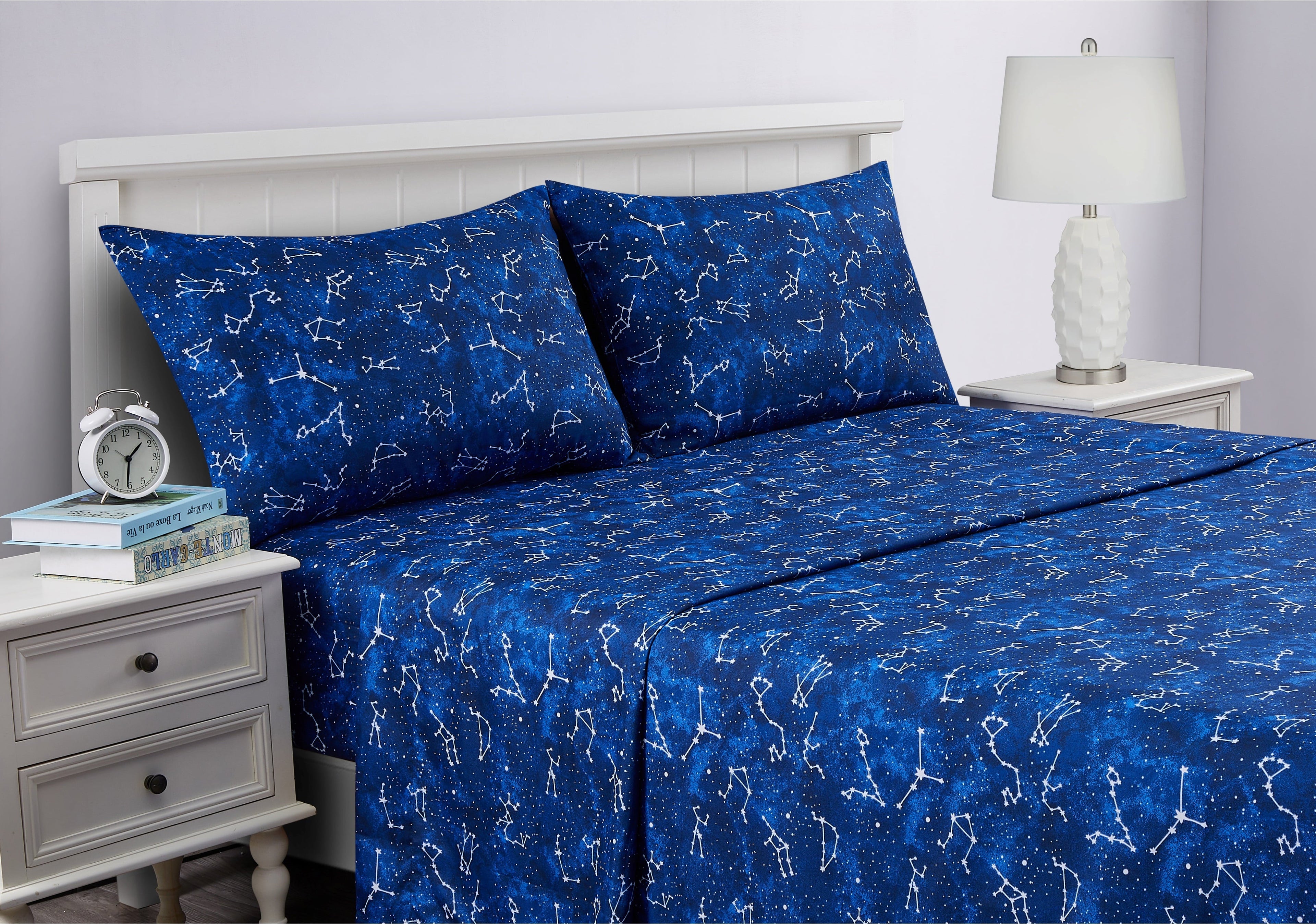 Ultra-Soft Kids Soft Microfiber Sheet Set, Navy Blue Stars, Full, 4 Pieces, Easy Care - Cooling Hotel Quality Bedding Sheets and Pillowcases Detail