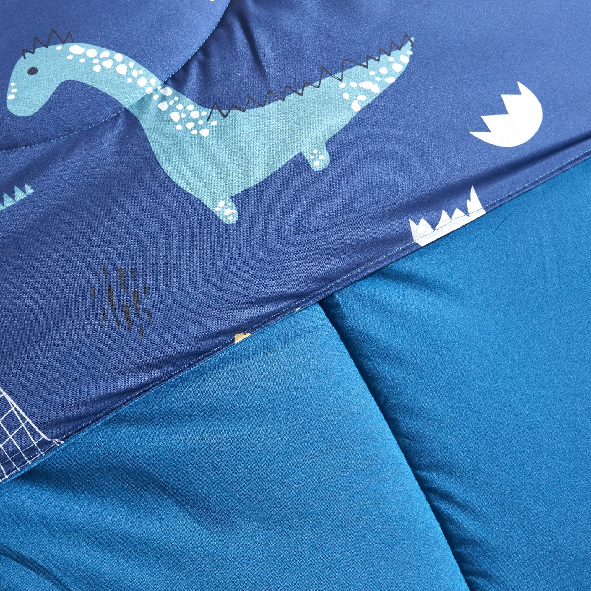 Luxurious Quilted Kids Bedding Comforter Set Twin/Twin Xl Size - Super Soft & Cute Printed 2-Piece Comforter Set All Seasons for Boys, ... - Hypoallergenic Ultra-Fluffy Quilt for Winter Detail
