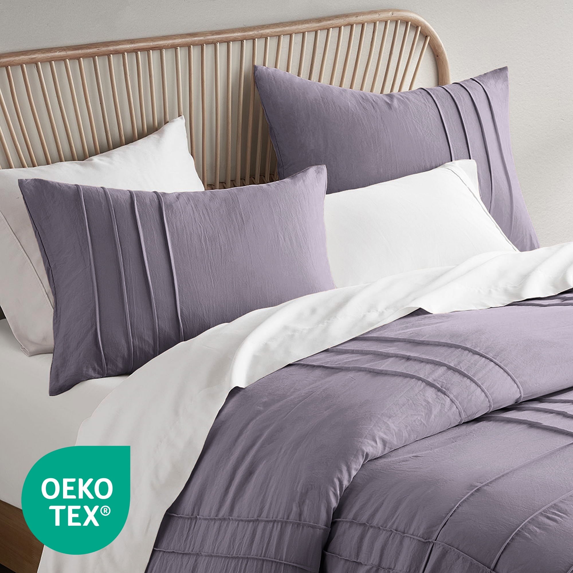 Fluffy Down Alternative Full/Queen Comforter Set, Boho 3-Piece Pintuck Stitching Bedding Set, Soft Washed Pleated Bed Sets with Pillow Shams,... - Cloud-Like Soft Lightweight Bed Comforter Detail