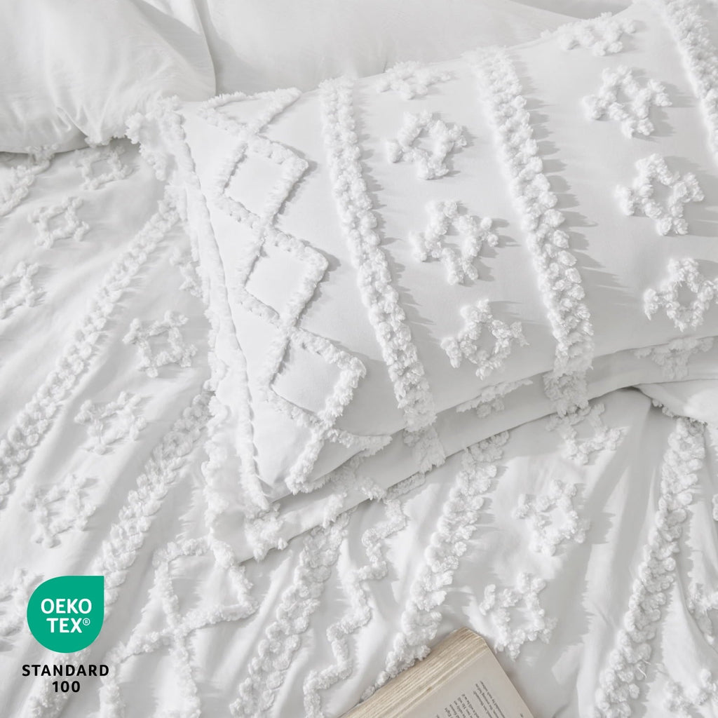 Fluffy Down Alternative Tufted Boho Comforter Set, 2 Pieces Farmhouse Shabby Chic Embroidery Bed Set, Soft Jacquard Comforter for All Seasons... - Luxurious Quilted Duvet Cover Set Detail