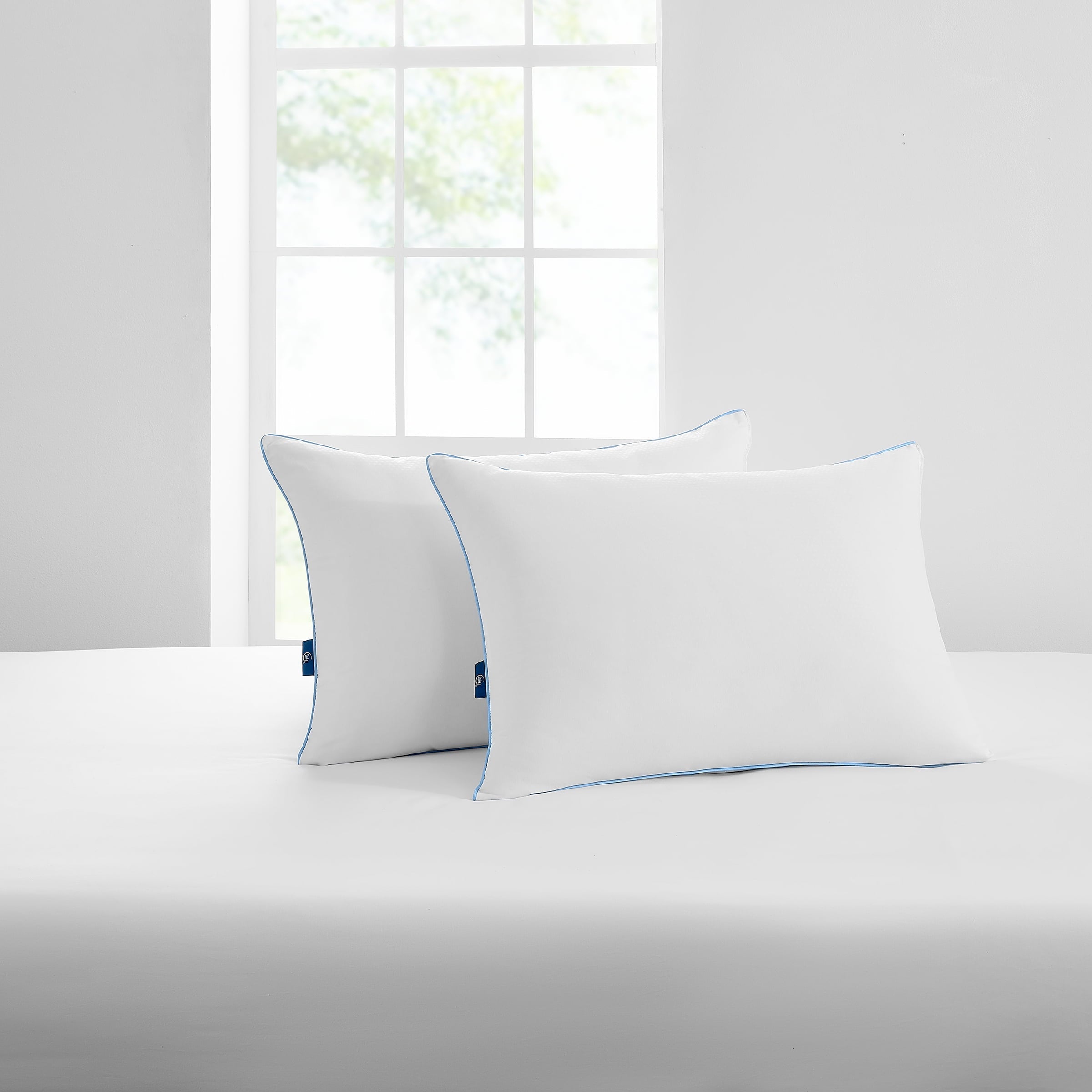 Hotel Collection Cool Nites Bed Pillow, Standard/Queen, 2 Pack - Orthopedic Shredded Foam Bed Pillow Set Detail