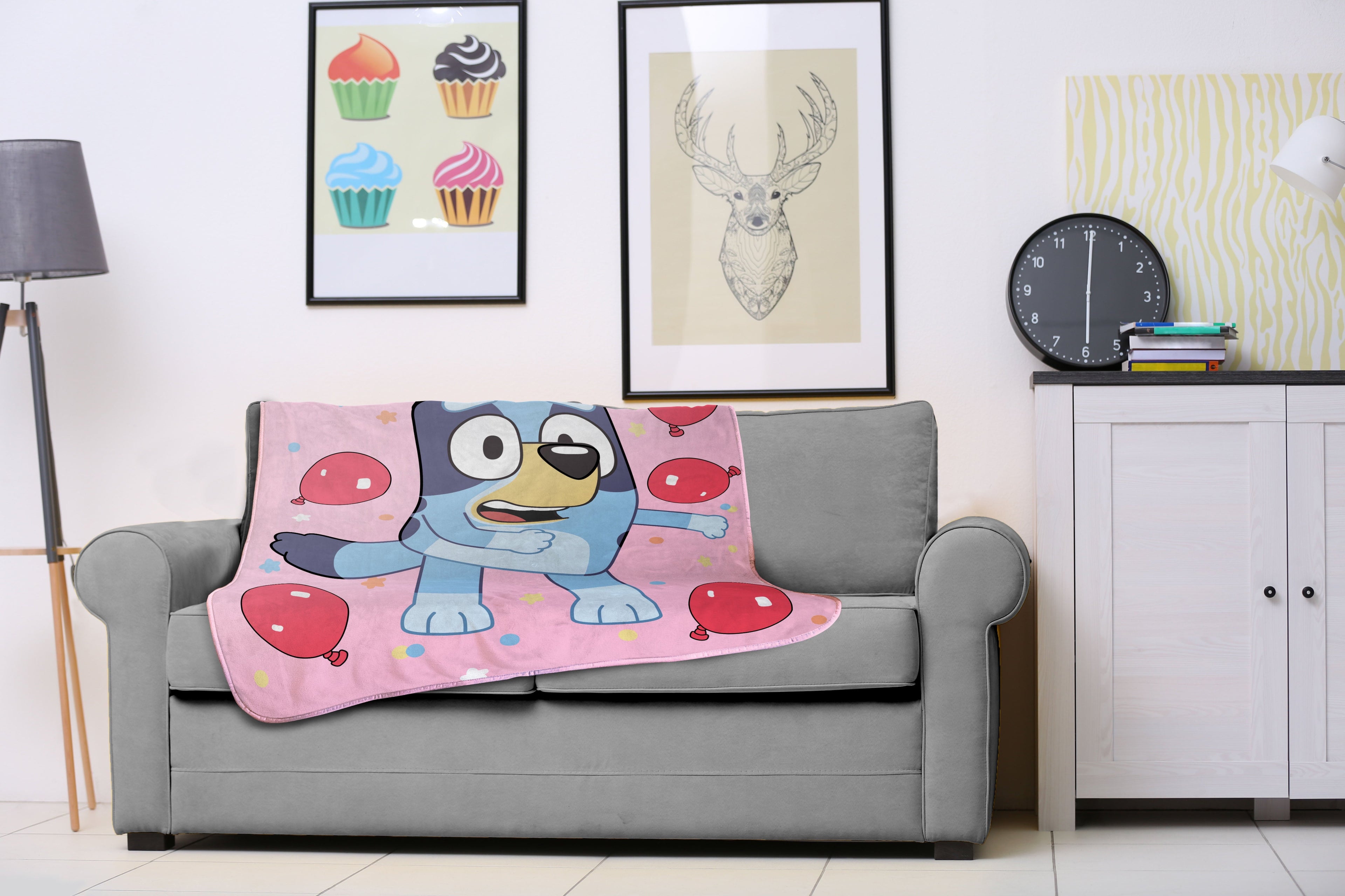 Cozy Fleece Balloon Party 46" x 60" Throw Blanket, Kids, Pink, Microfiber - Lightweight Plush Warm Blanket for All Seasons Detail