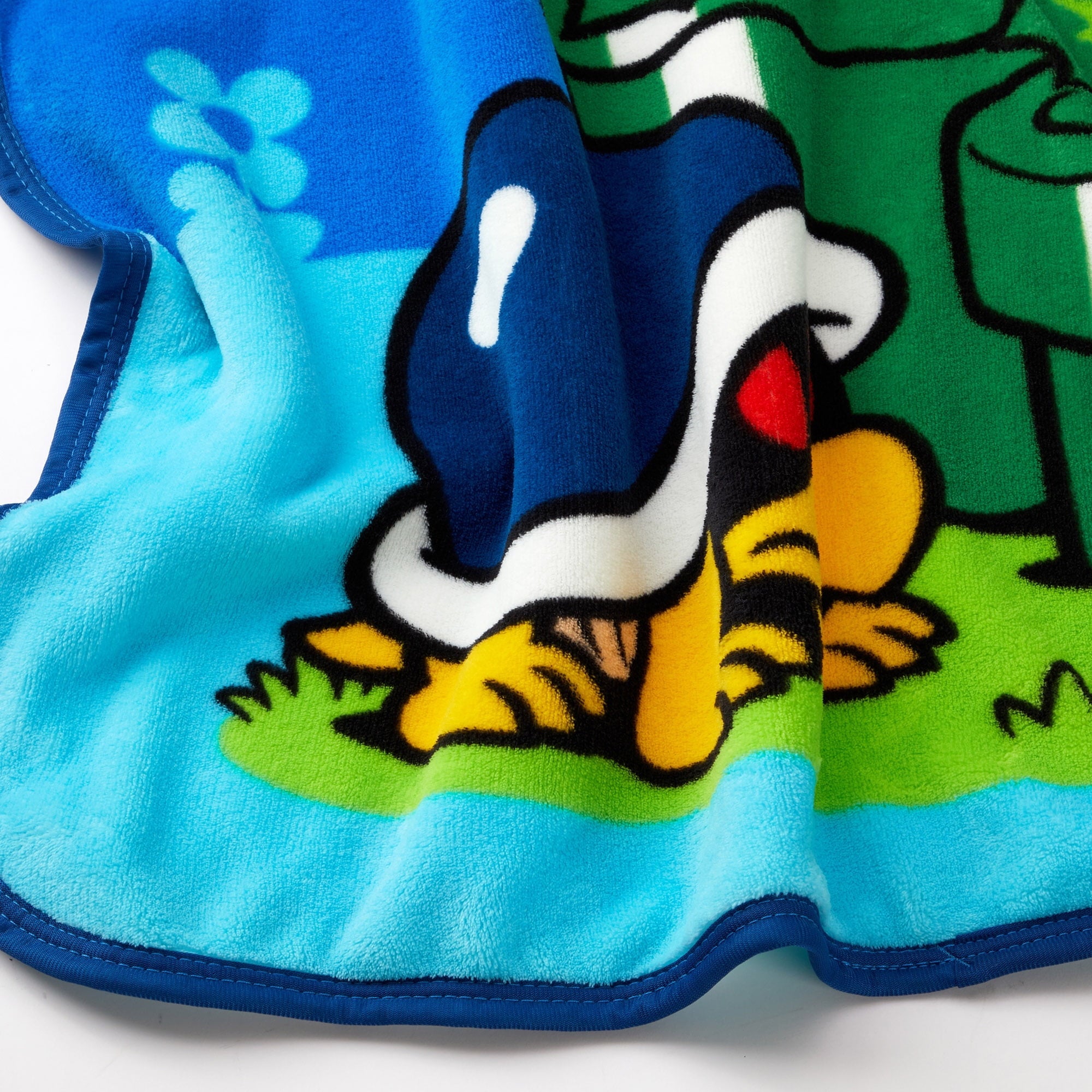 Decorative Knitted Kids Fleece Throw Blanket 46x60, Nintendo - Luxury Knitted Decorative Throw Blanket with Fringes Detail