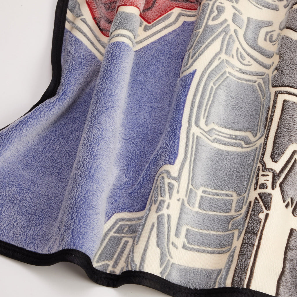 Lightweight Warm Kids Fleece Throw Blanket, 46x60, Glows-In-The-Dark - Super Soft Reversible Sherpa Flannel Blanket Detail