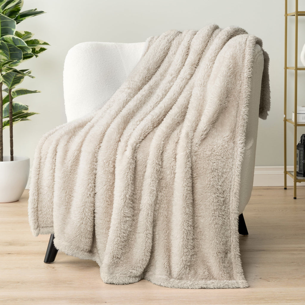 Super Soft Flannel Sherpa Throw Blanket For Couch Sofa, Cream Beige Fluffy Warm Plush Blanket for Bed, Cozy Super Soft Lightweight Throw... - Lightweight Plush Warm Blanket for All Seasons Detail