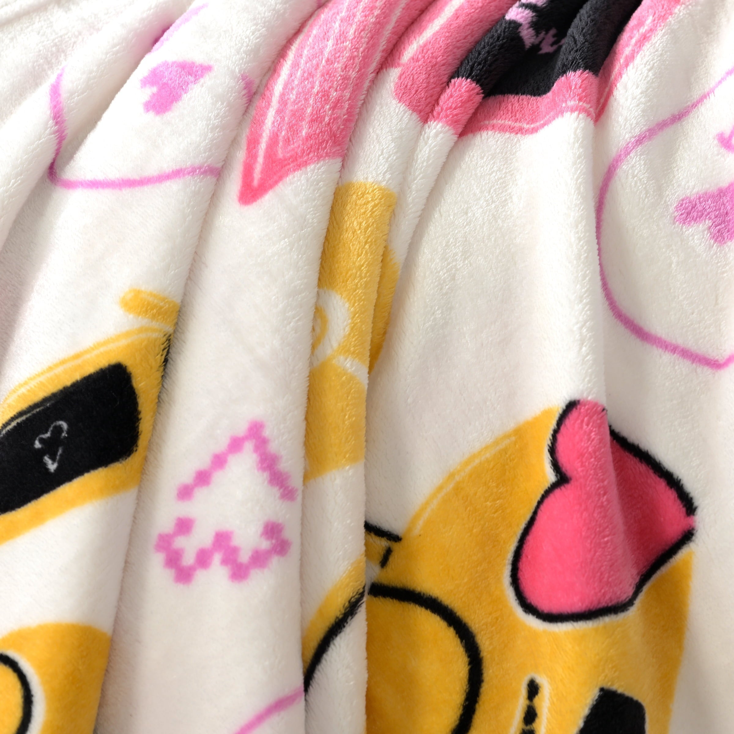 Lightweight Warm WTC Hanging Plush Throw - Lightweight Plush Warm Blanket for All Seasons Detail