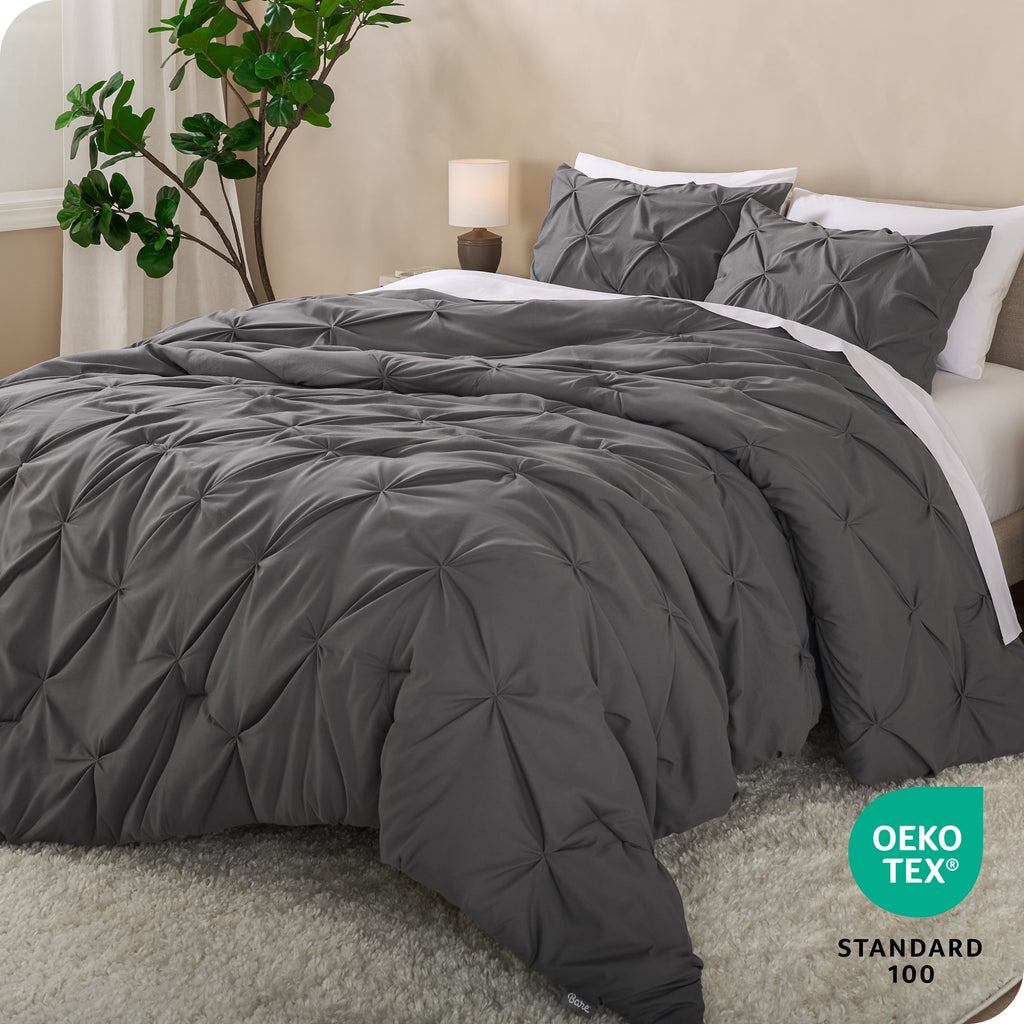 Hypoallergenic Cloud Pintuck Down Alternative Comforter Set - 3-Pieces - All Seasons - King, Grey - Cloud-Like Soft Lightweight Bed Comforter Detail
