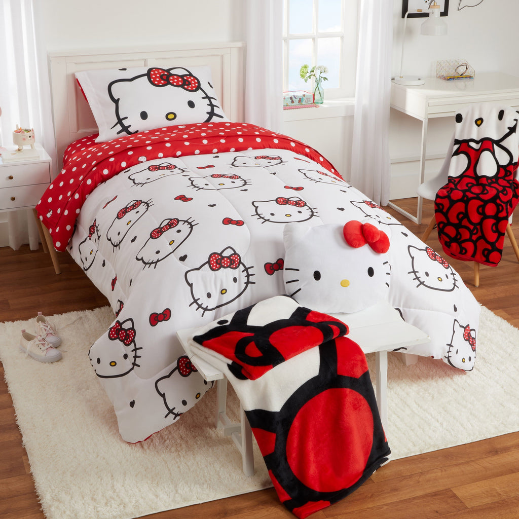 Reversible Sherpa Kids Red White Print Fleece Throw Blanket, 46 x 60 - Super Soft Reversible Sherpa Flannel Blanket Detail
