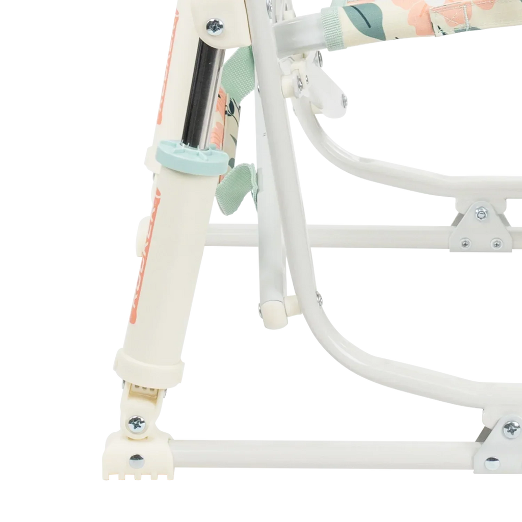 Smooth Motion Grab & Go Rocker - Choice 551 - RoadTrip Rocker Smooth Motion Camp Chair Detail